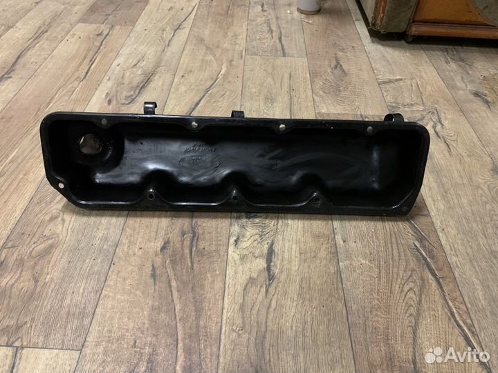 Клапанная крышка Ford Transit 2.5D 1994-2000