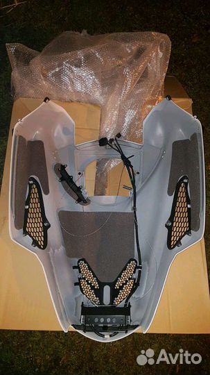 Новый оригинальный капот Yamaha RS Viking