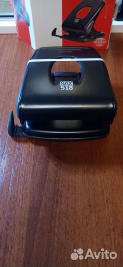 Дырокол Sax 518 до 40 листов