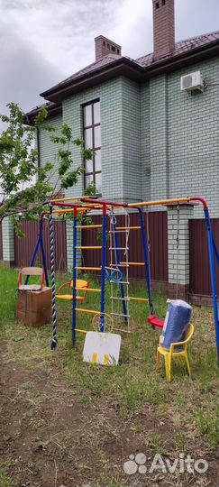 Детский уличный комплекс с двумя качелями