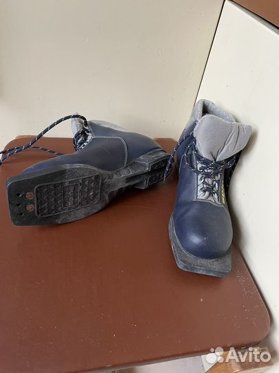 Лыжные ботинки 35 размер