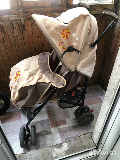 Прогулочная коляска