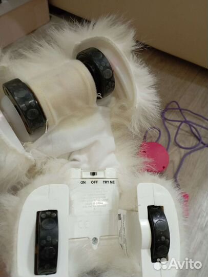 Радиоуправляемая собака на поводке FurReal