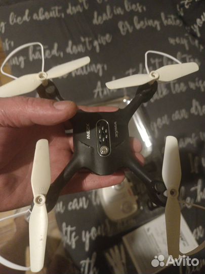 Квадрокоптер с камерой syma