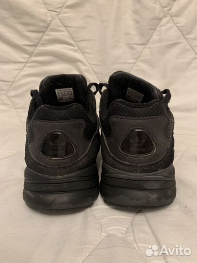 Кроссовки Adidas Yung-96