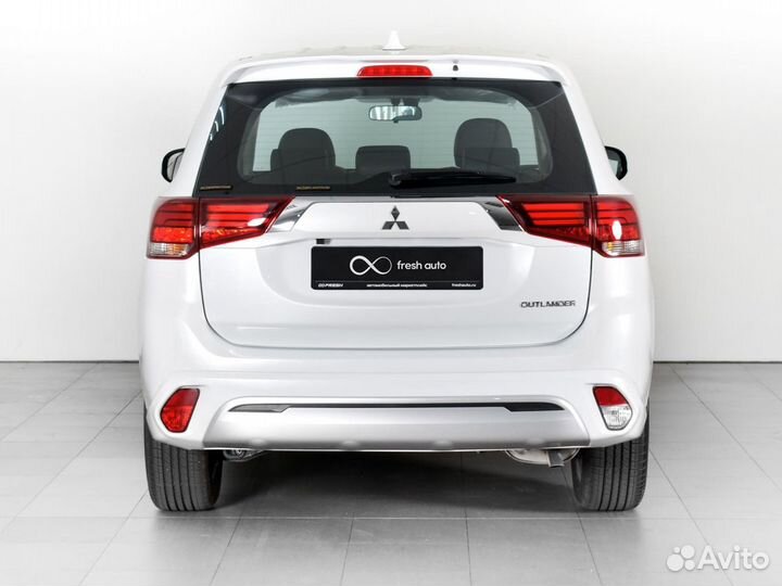 Mitsubishi Outlander 2.0 CVT, 2022, 159 км