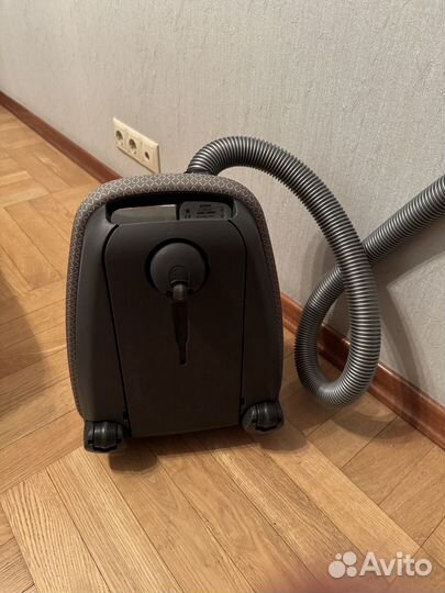 Пылесос Bork V700 gr