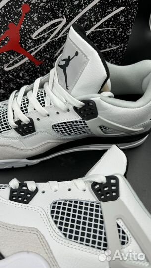 Nike air jordan 4 retro