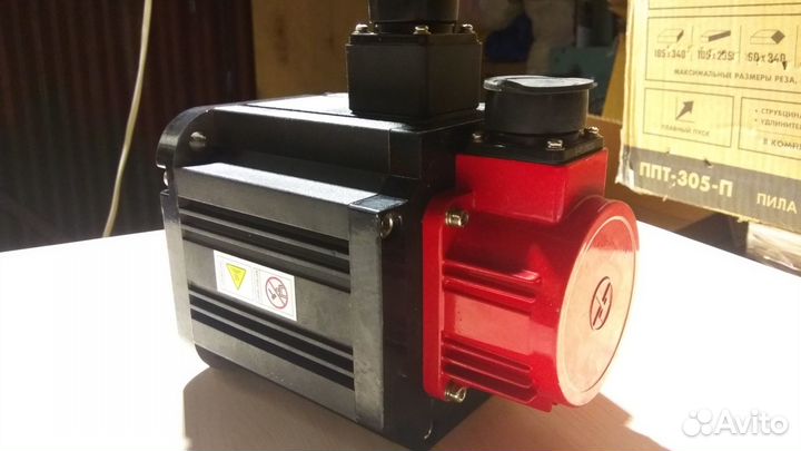 Серводвигатели разные 0,75 - 3 кВт + серводрайверы