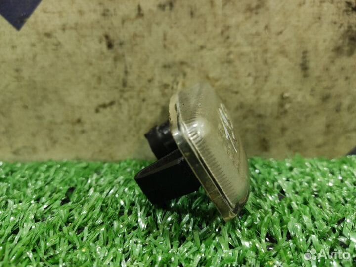 Повторитель поворота передний левый Chevrolet