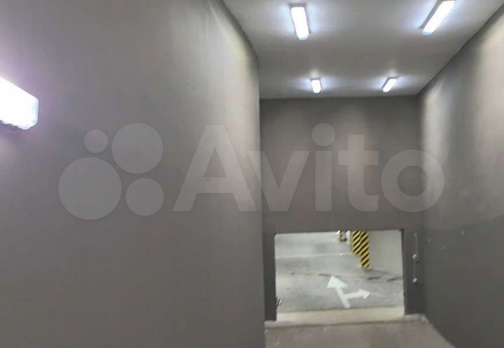 Машиноместо, 15 м²