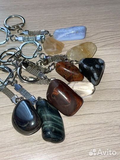 Брелки из натуральных минералов