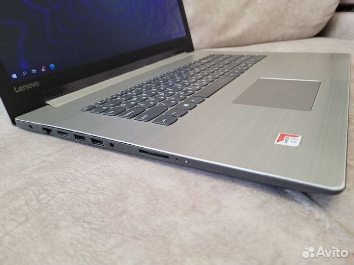 Ноутбук Lenovo/17.3
