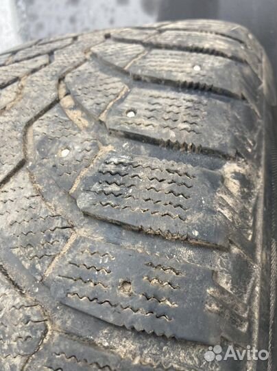 Bridgestone Blizzak Spike-01 255/55 R18