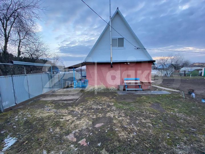 Дача 24,8 м² на участке 6 сот.