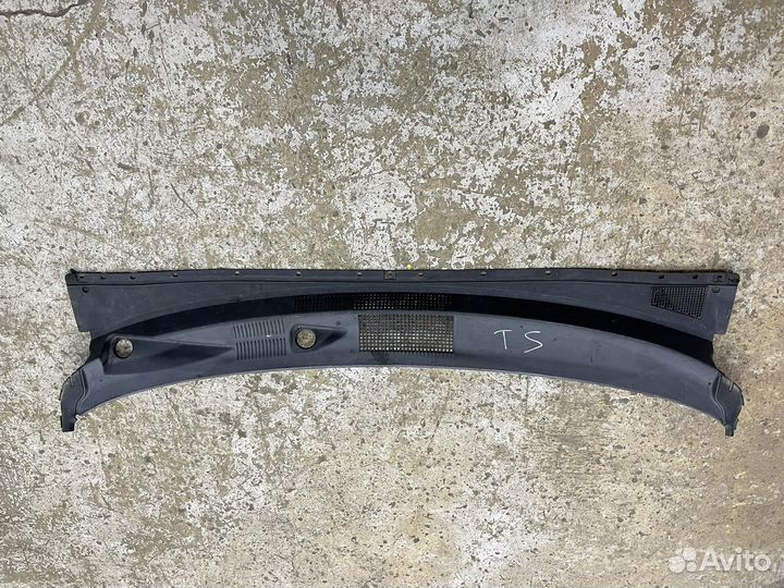 Жабо Hyundai tucson 1 2005-2010