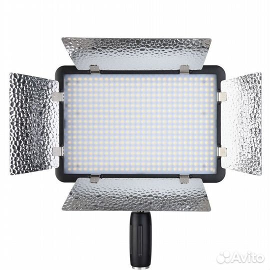 Осветитель светодиодный Godox LED500LC 3300K-5600K