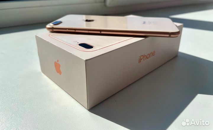 Телефон iPhone 8 plus