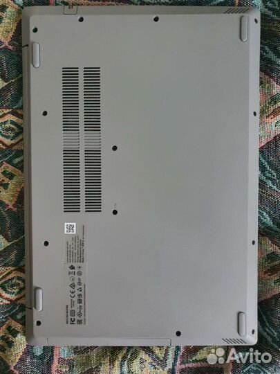 Lenovo/AMD ryzen 5 3500U 2,1 GHz