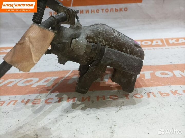 Суппорт тормозной задний левый Volkswagen Golf 5