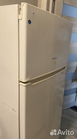 Холодильник бу vestel