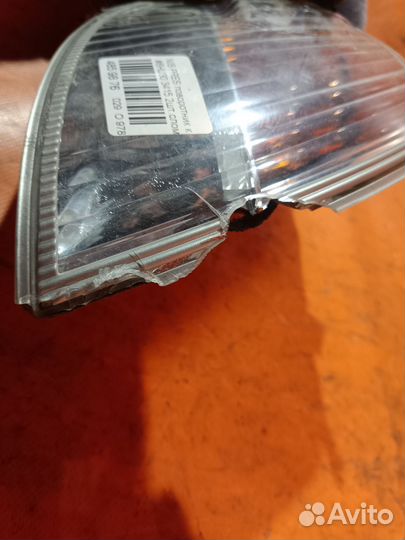 Поворотник к фаре Nissan Presage HU30