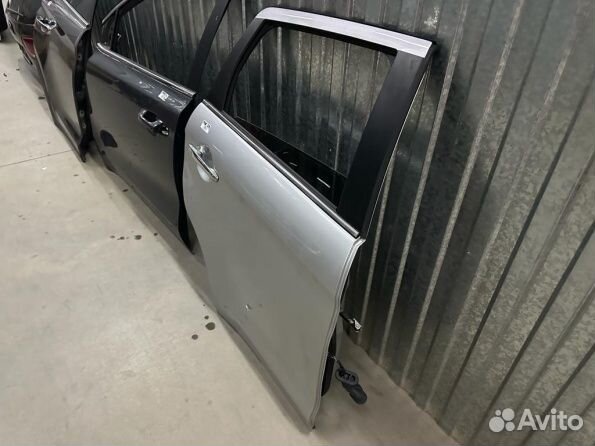 Митсубиси асх дверь задняя правая