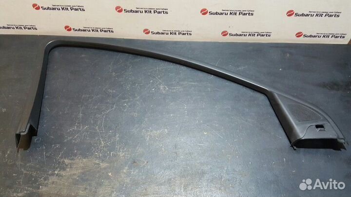 Накладка рамки двери передняя левая Audi Q7 4L 4.2