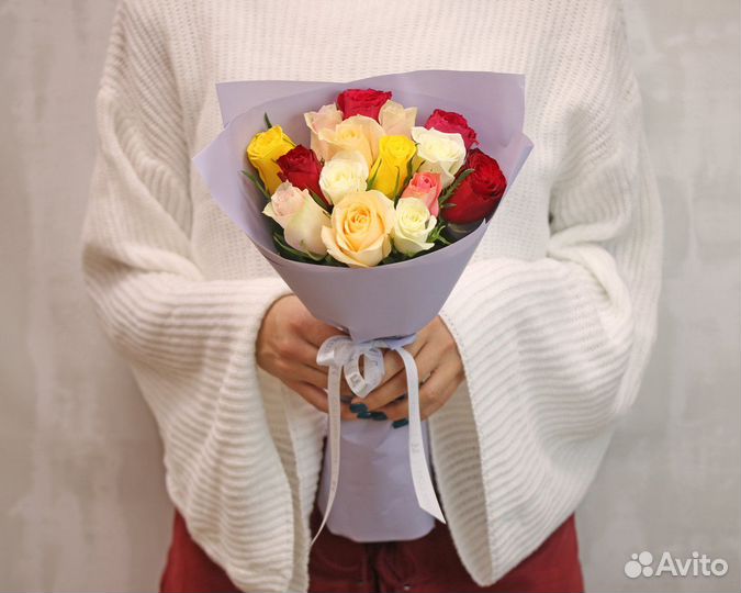 Букет из 15 роз микс 35-40 см (Кения) в упаковке