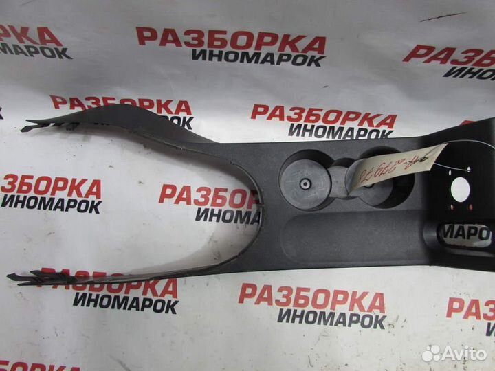 Консоль центральная для Volkswagen Touran 1 2003