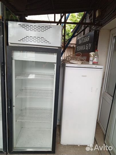 Холодильник Витринный