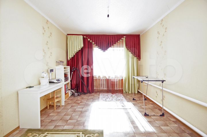 Дом 145 м² на участке 14 сот.