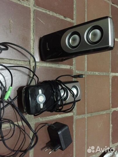 Колонки музыкальные Genius