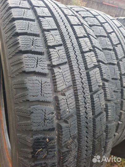 Nitto SN 2 Winter 215/65 R16