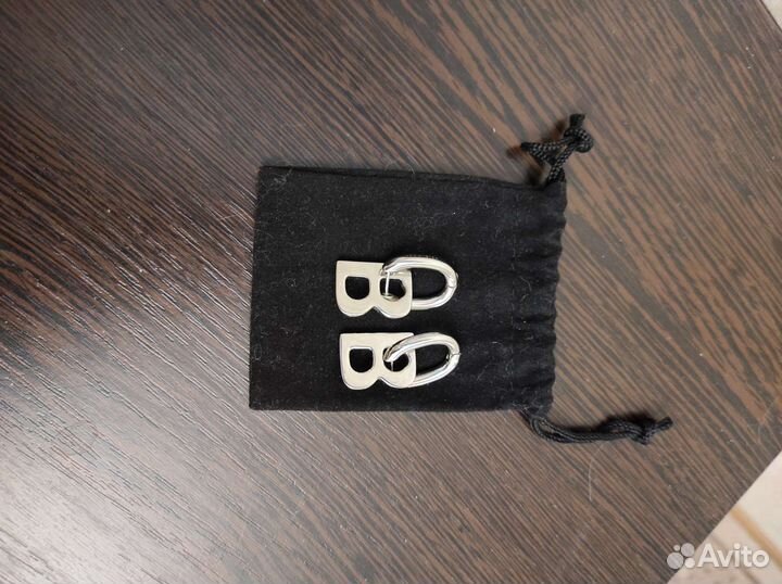 Серьги Balenciaga