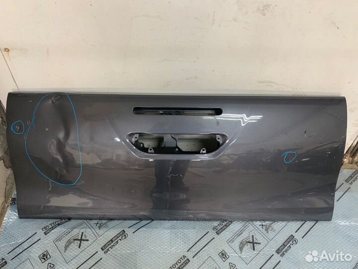 Дверь багажника задняя Toyota Hilux 2015