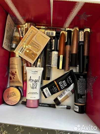 Набор косметики новый пакетом
