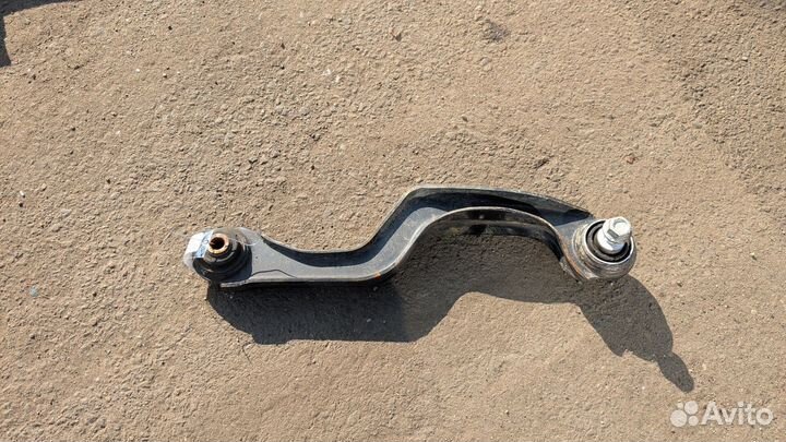Рычаг подвески левый задний Chevrolet Traverse