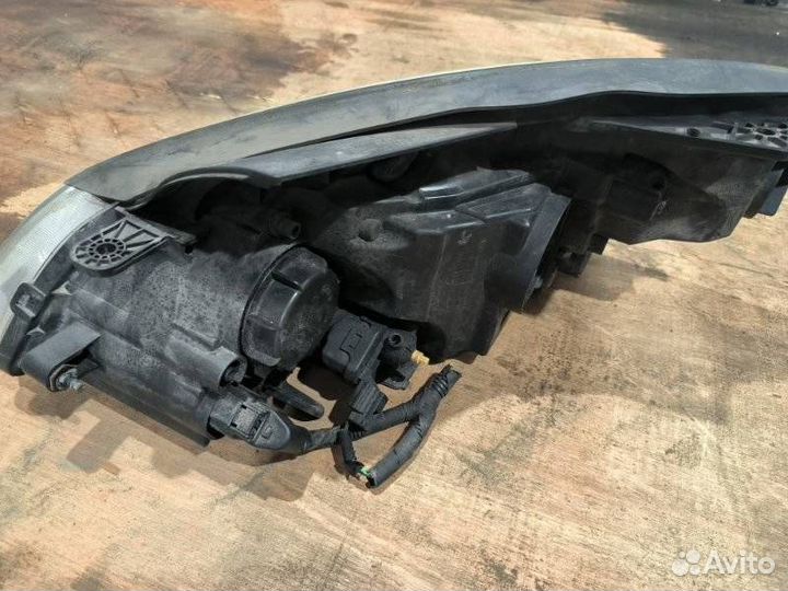 Фара галогеновая Kia Ceed 921021H010 ED