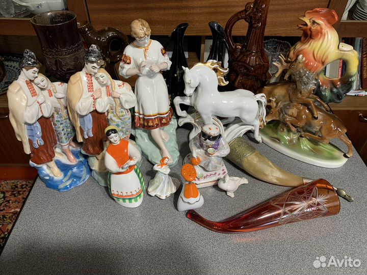 Фарфоровые статуэтки