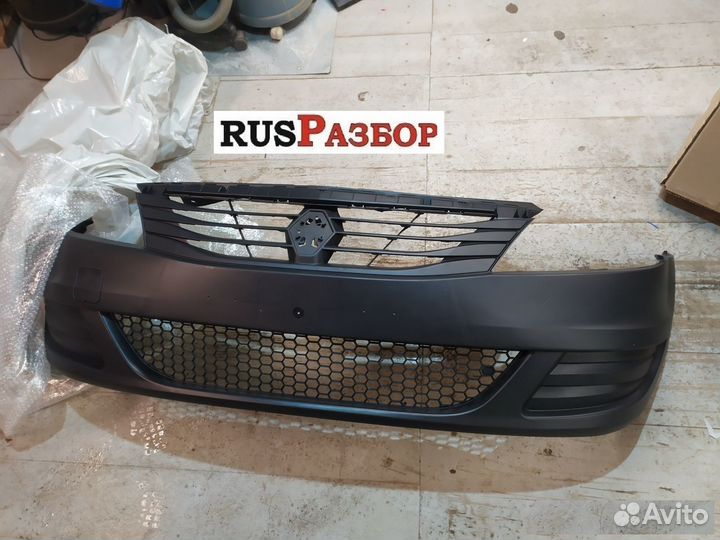 Бампер передний Рено Логан