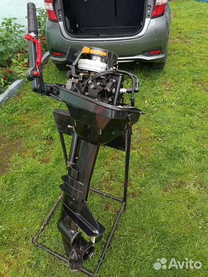 Лодочный мотор