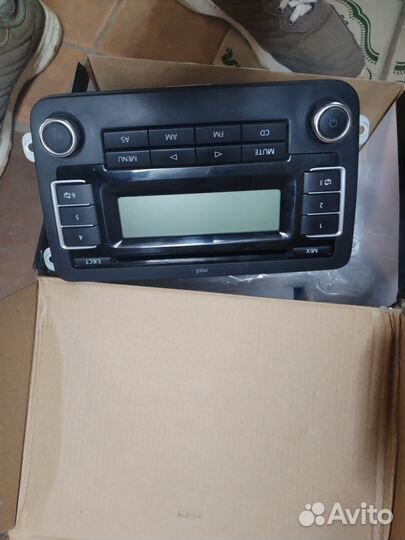 Магнитола на volkswagen polo стандартная