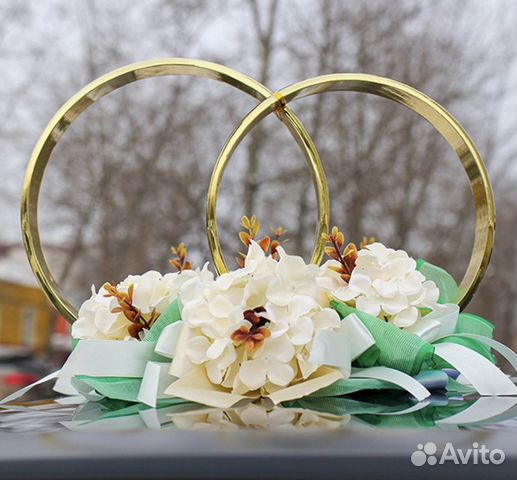 Свадебные украшения на машину
