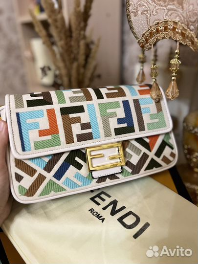 Сумка Fendi