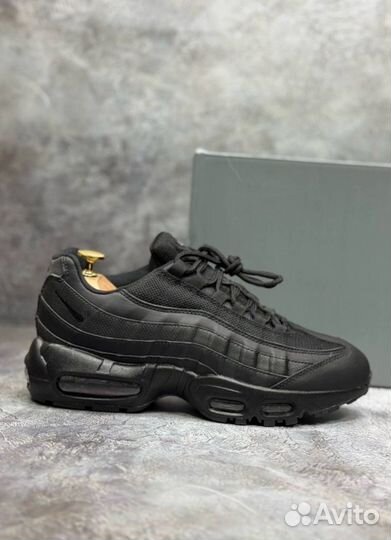 Кроссовки Nike Air Max 95 комфортные