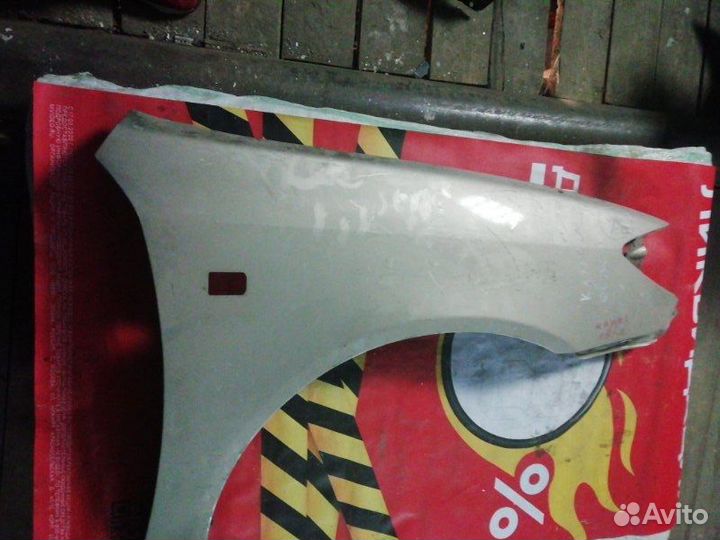 Крыло переднее правое Toyota Camry