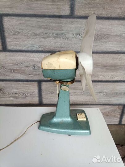 Ретро вентилятор СССР рабочий