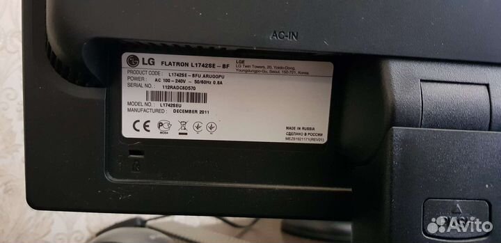 Мотитор LG Flatron L1742SE-BF