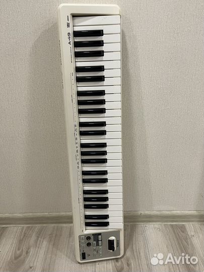 Roland a 49 midi клавиатура